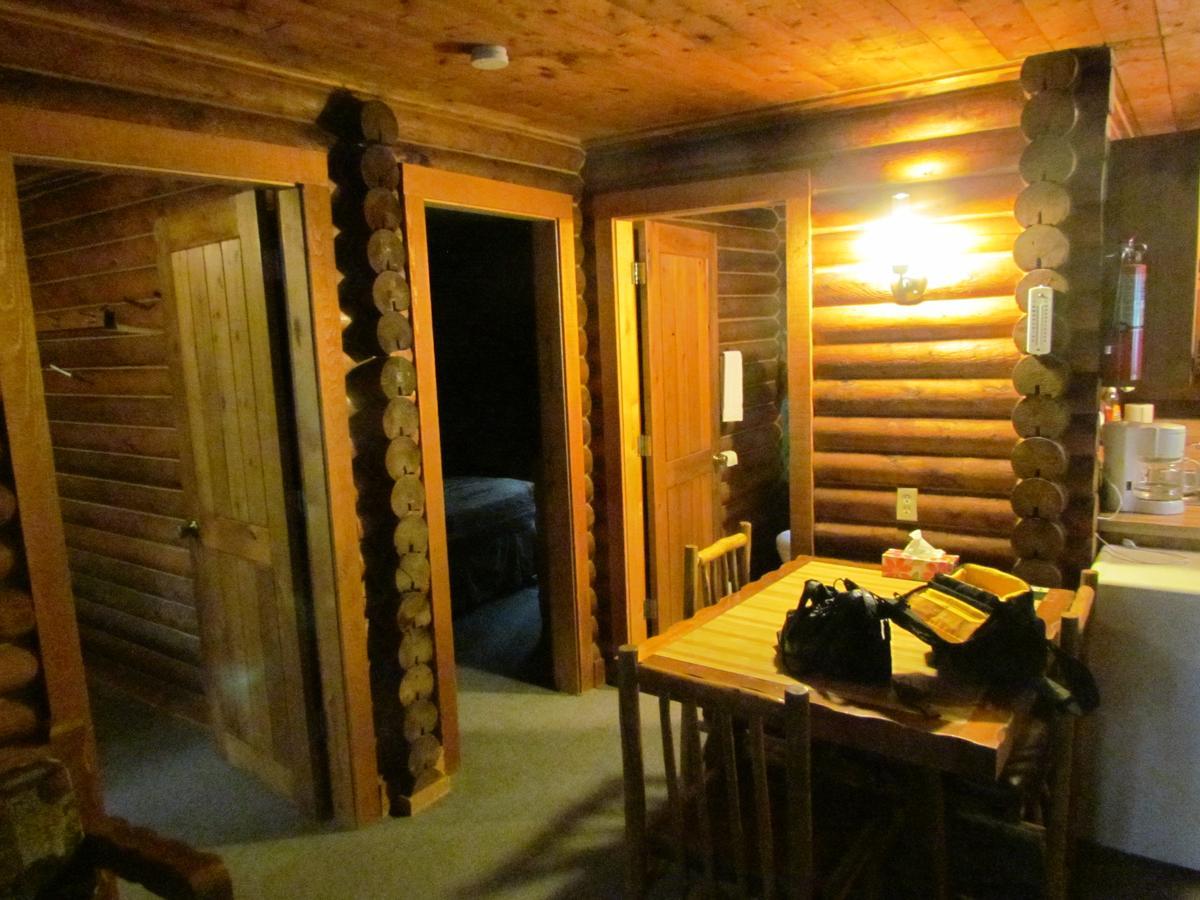Bakers Narrows Lodge And Conference Center Flin Flon Zewnętrze zdjęcie